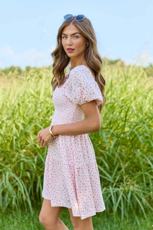 7_1_GoldenHour_HB_07-01-26_23586_220190.png Willa Pink Floral Smocked Mini Dress